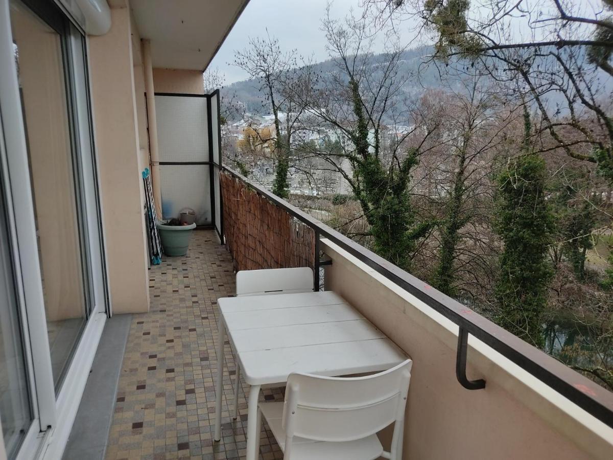 Charmant Appartement Au Bord Du Thiou - Annecy Esterno foto