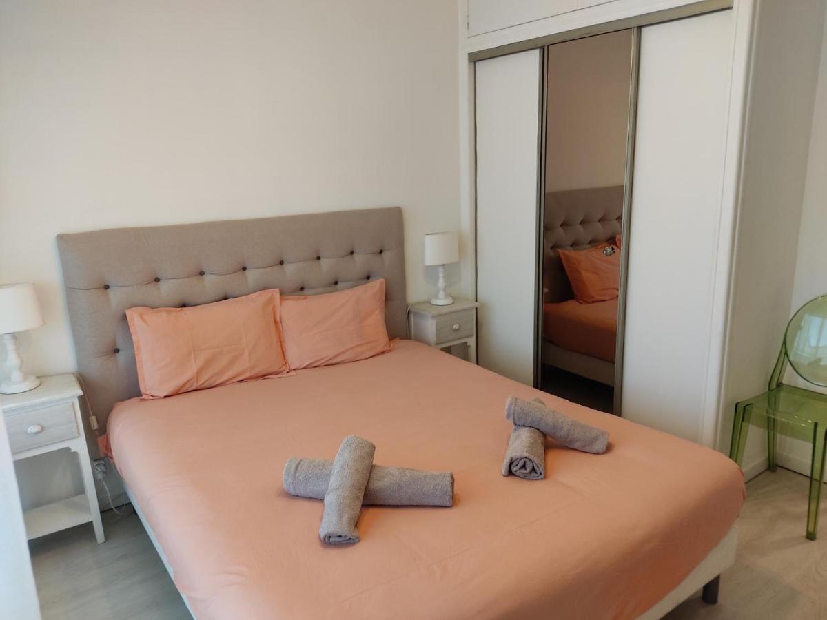 Charmant Appartement Au Bord Du Thiou - Annecy Esterno foto