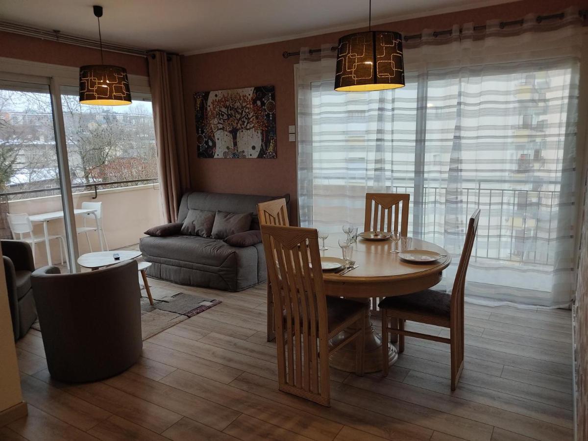 Charmant Appartement Au Bord Du Thiou - Annecy Esterno foto